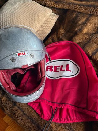 Capacete Bell Bullit excelente estado.