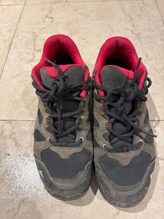 Zapatillas Montaña Quechua Gris/rosa