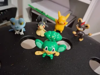 Lote Figuras Pokémon