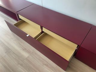 Mueble bajo de madera