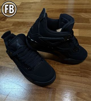 Jordan 4 Retrò  Nere