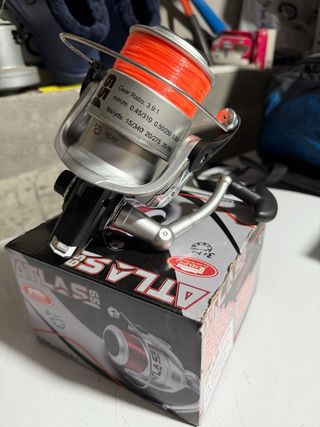 Carrete de pesca Atlas 59