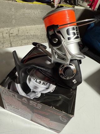 Carrete de pesca Atlas 59