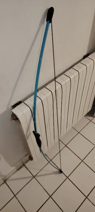 Diana tiro con dos arcos Decathlon Geologic.