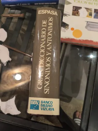 Gran diccionario de sinónimos y antónimos
