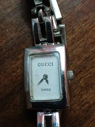 Lote 4 Relojes Mujer Citizen, Gucci, Medal