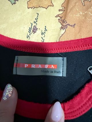 T-shirt Prada uomo nera e rossa