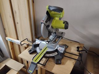 Ingletadora telescópica EMS216 1500 W diá. 216 mm