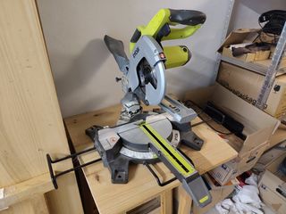 Ingletadora telescópica EMS216 1500 W diá. 216 mm