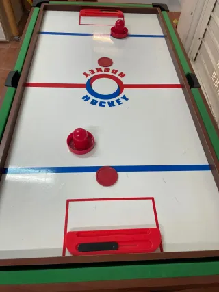 Mesa de futbolín multijuegos