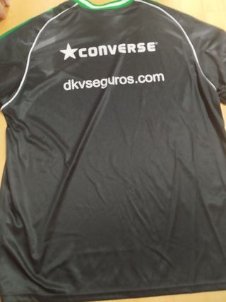 Camiseta Deportiva Converse Negra y Verde