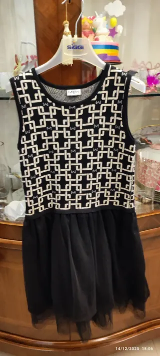 Vestito completo ragazza cardigan e gonna