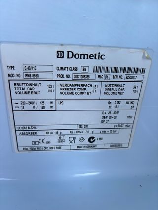 Nevera Dometic RMS 8550 Trivalente