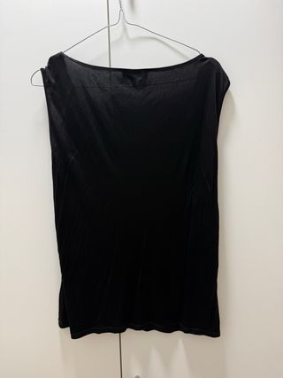 Canotta nera con strass