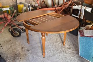 Mesa redonda extensible de madera