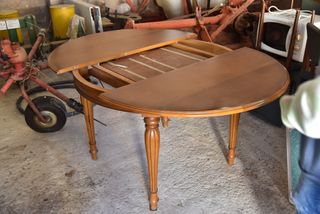 Mesa redonda extensible de madera