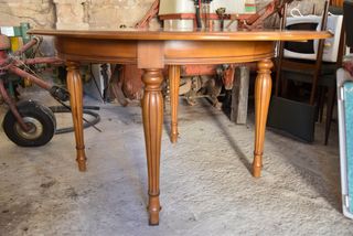 Mesa redonda extensible de madera