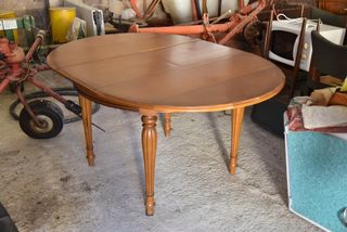 Mesa redonda extensible de madera