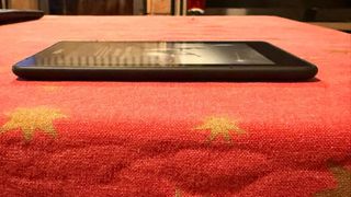 Kindle 10ª Gen 8GB Negro + Cable + Funda