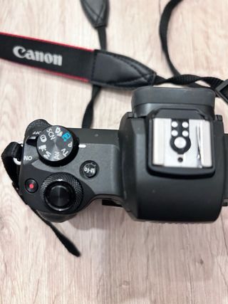 Cámara Canon EOS M50