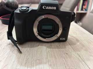 Cámara Canon EOS M50