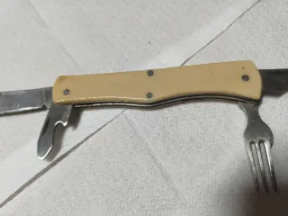 Multiusos antigua tipo marfil