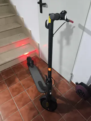 Patinete Eléctrico Xiaomi Mi 365