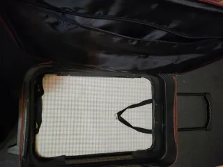 Maleta de viaje con ruedas