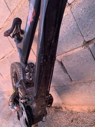 Bicicleta Enduro discesa