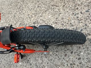 Bicicleta Infantil B-TWIN Robot 500. Ruedas de 16”