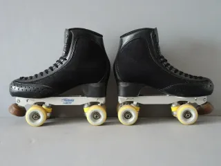 Pattini a rotelle neri Edea Fly 290 (43)