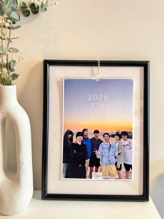 Calendario BTS 2026 A4