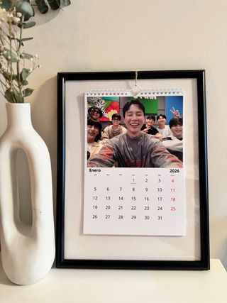 Calendario BTS 2026 A4