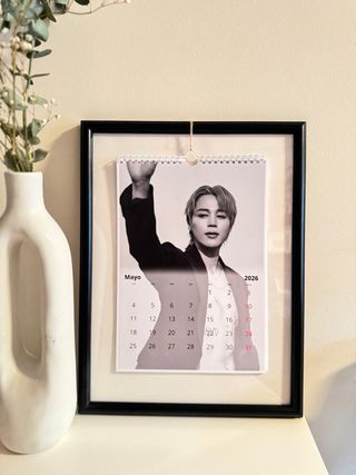 Calendario BTS 2026 A4