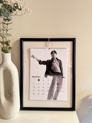 Calendario BTS 2026 A4