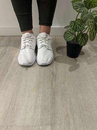 Zapatillas Nike Roshe Run Mujer Blancas