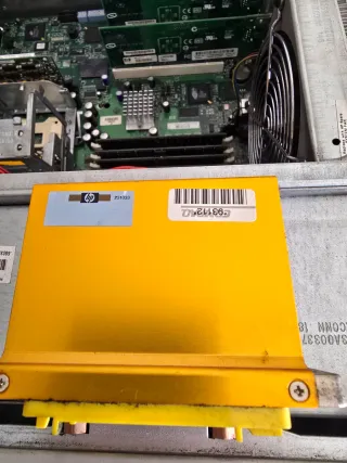 Servidor HP PROLIAN ML350 para piezas