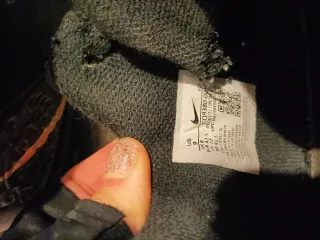 Zapatillas Nike Negras, Lila, detalle en oro