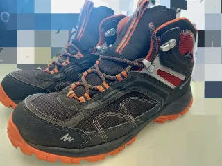 Zapatillas montaña Quechua Talla 41