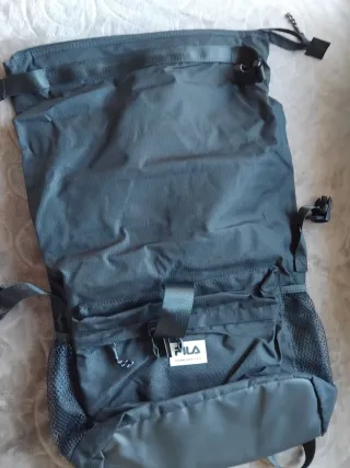 Mochila Fila Negra Nueva