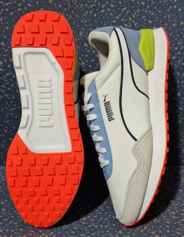 Zapatillas Deportivas Puma Dista Runner.