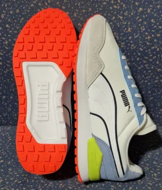 Zapatillas Deportivas Puma Dista Runner.