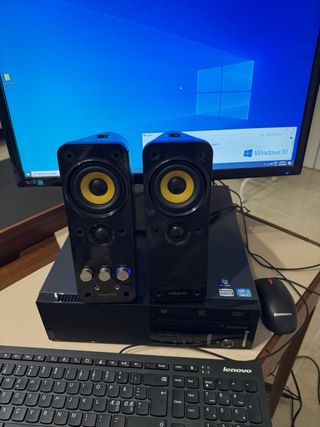 Ordenador Lenovo + Monitor Samsung