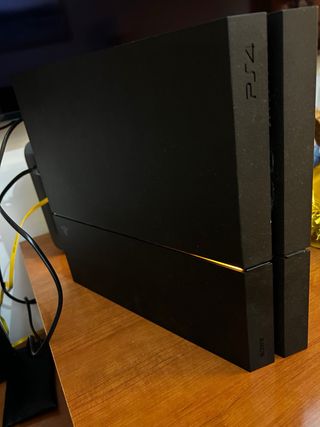 PS4 Pro 1TB Jet Black + Juegos