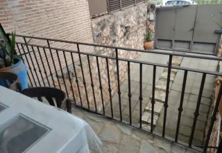 Barandilla de forja maciza