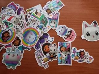 13 Figuras Gabby Gato + 10 pegatinas