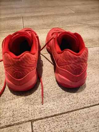 Zapatillas Nike Baloncesto Rojas