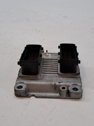 CENTRALITA MOTOR UCE OPEL CORSA D (4)