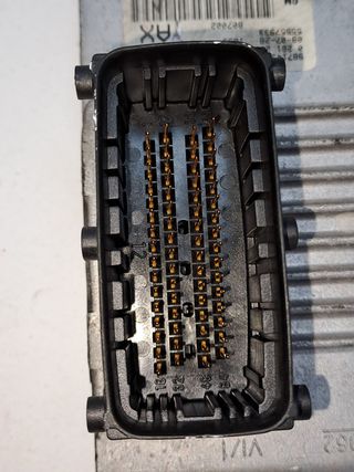 CENTRALITA MOTOR UCE OPEL CORSA D (4)