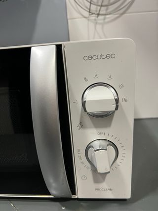 Microonde Cecotec Bianco